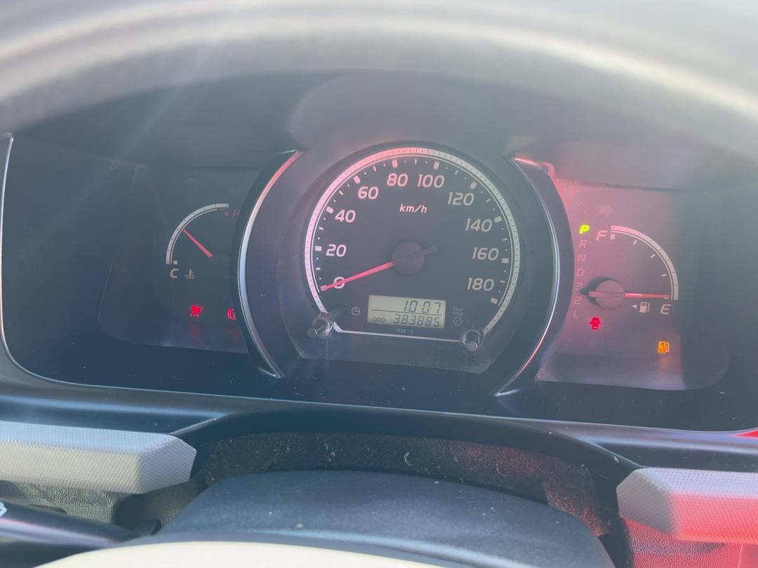 Photo '20' of Toyota Hiace