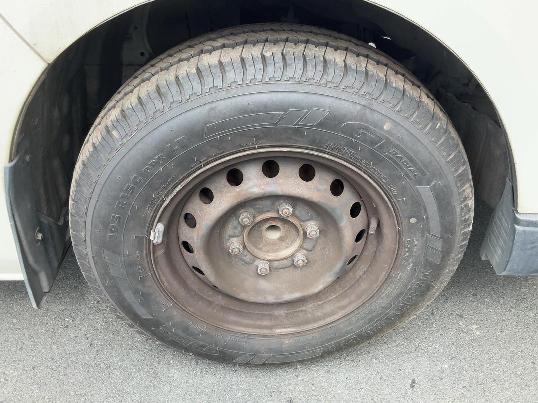 Photo '9' of Toyota Hiace T Photo '9' of Toyota Hiace T