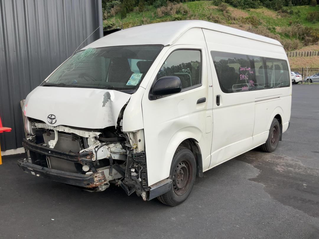 Photo '4' of Toyota Hiace T Photo '4' of Toyota Hiace T