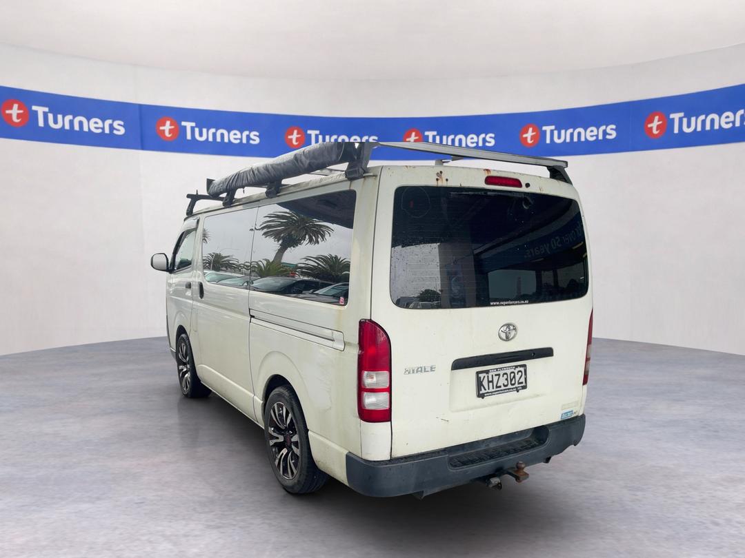 Photo '4' of Toyota Hiace Regius  ACE
