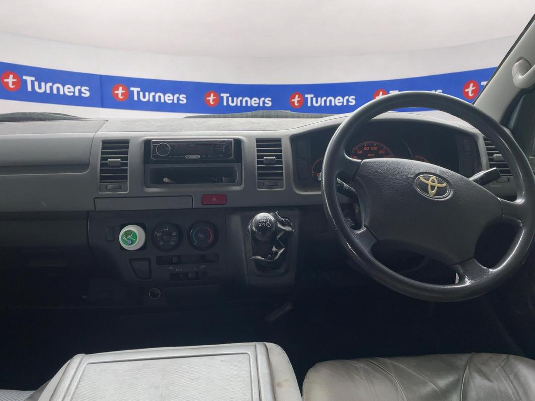 Photo '15' of Toyota Hiace Regius  ACE