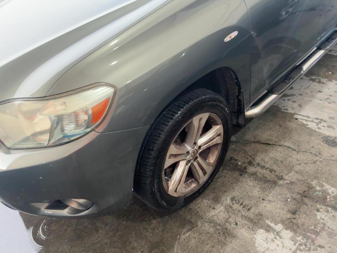 Photo '6' of Toyota Highlander LTD WGN5