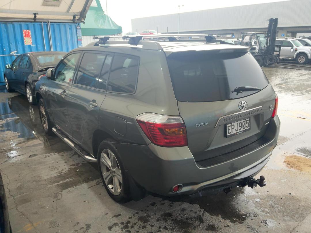 Photo '8' of Toyota Highlander LTD WGN5