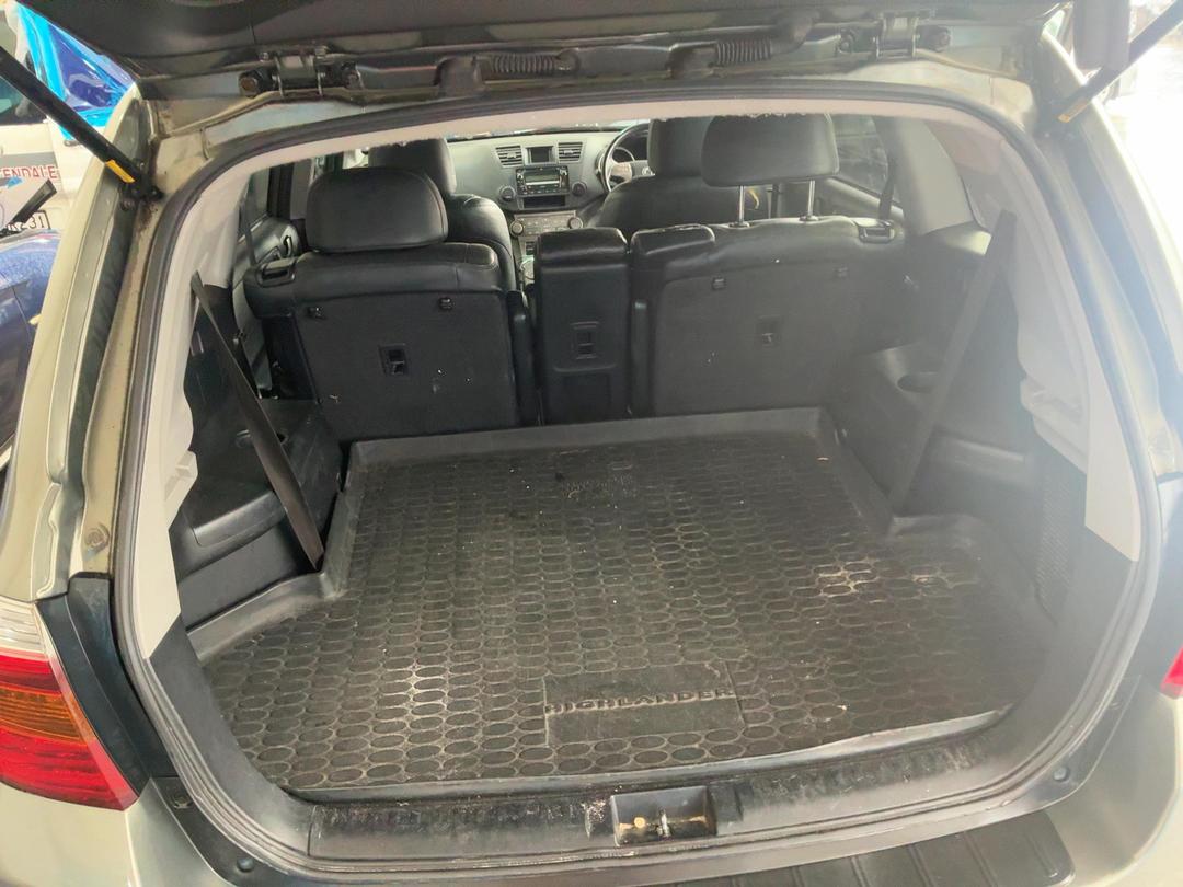 Photo '21' of Toyota Highlander LTD WGN5