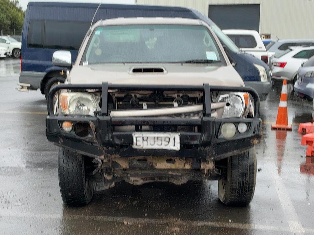 Photo '2' of Toyota Hilux TD SR5 DCU Photo '2' of Toyota Hilux TD SR5 DCU