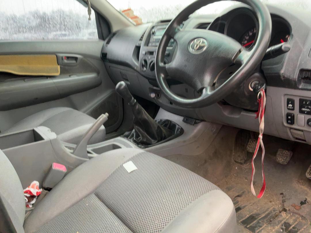 Photo '15' of Toyota Hilux TD SR5 DCU Photo '15' of Toyota Hilux TD SR5 DCU