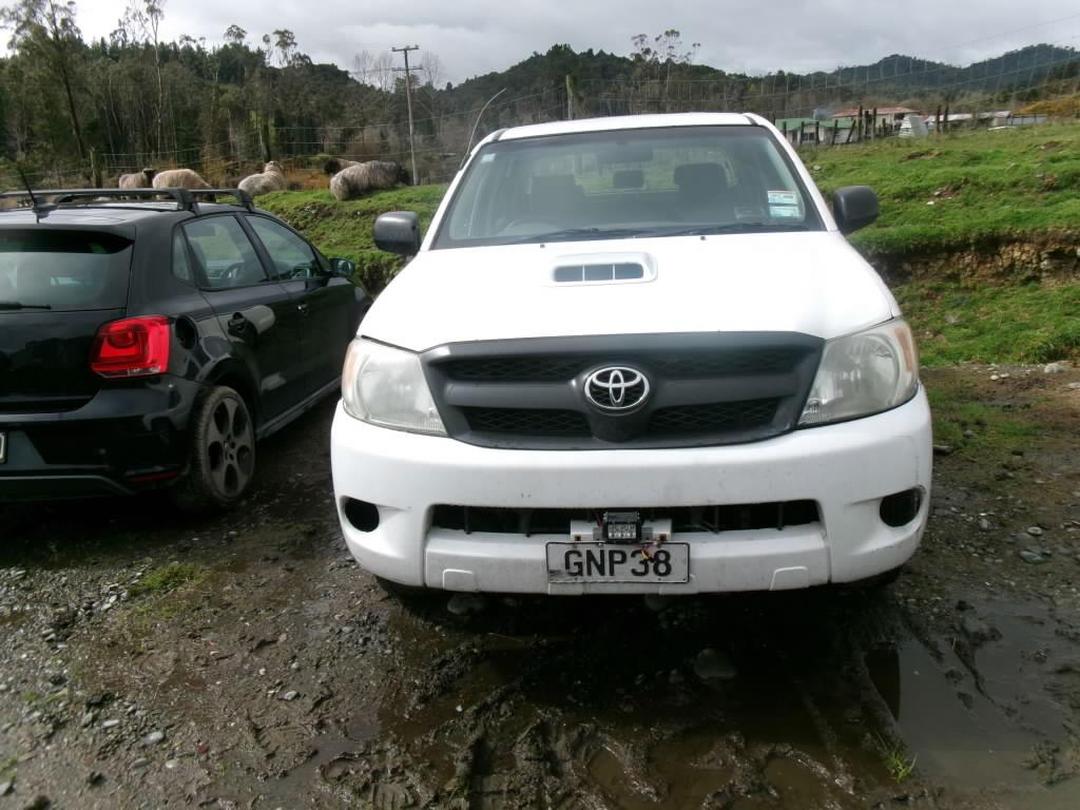 Photo '3' of Toyota Hilux TD D/C Photo '3' of Toyota Hilux TD D/C