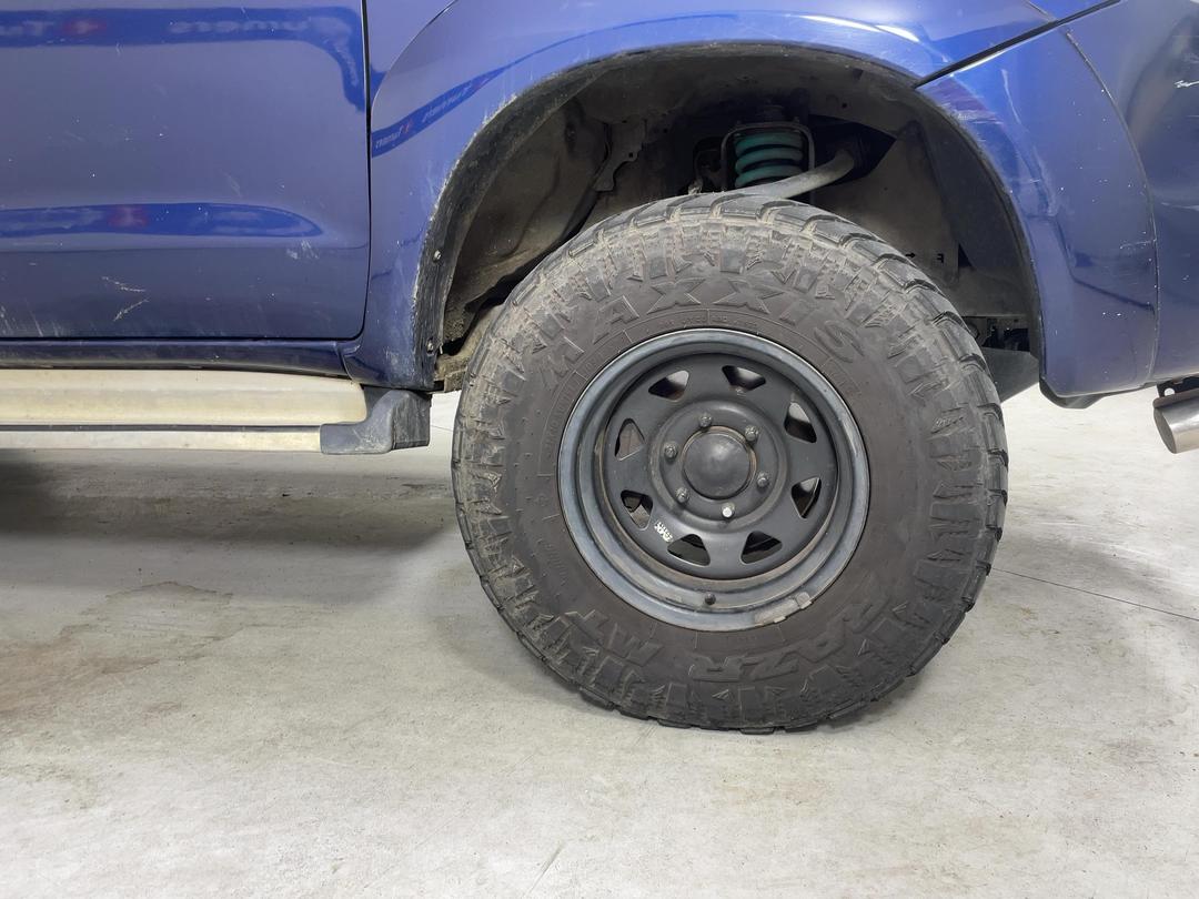 Photo '7' of Toyota Hilux TD SR5 DCU