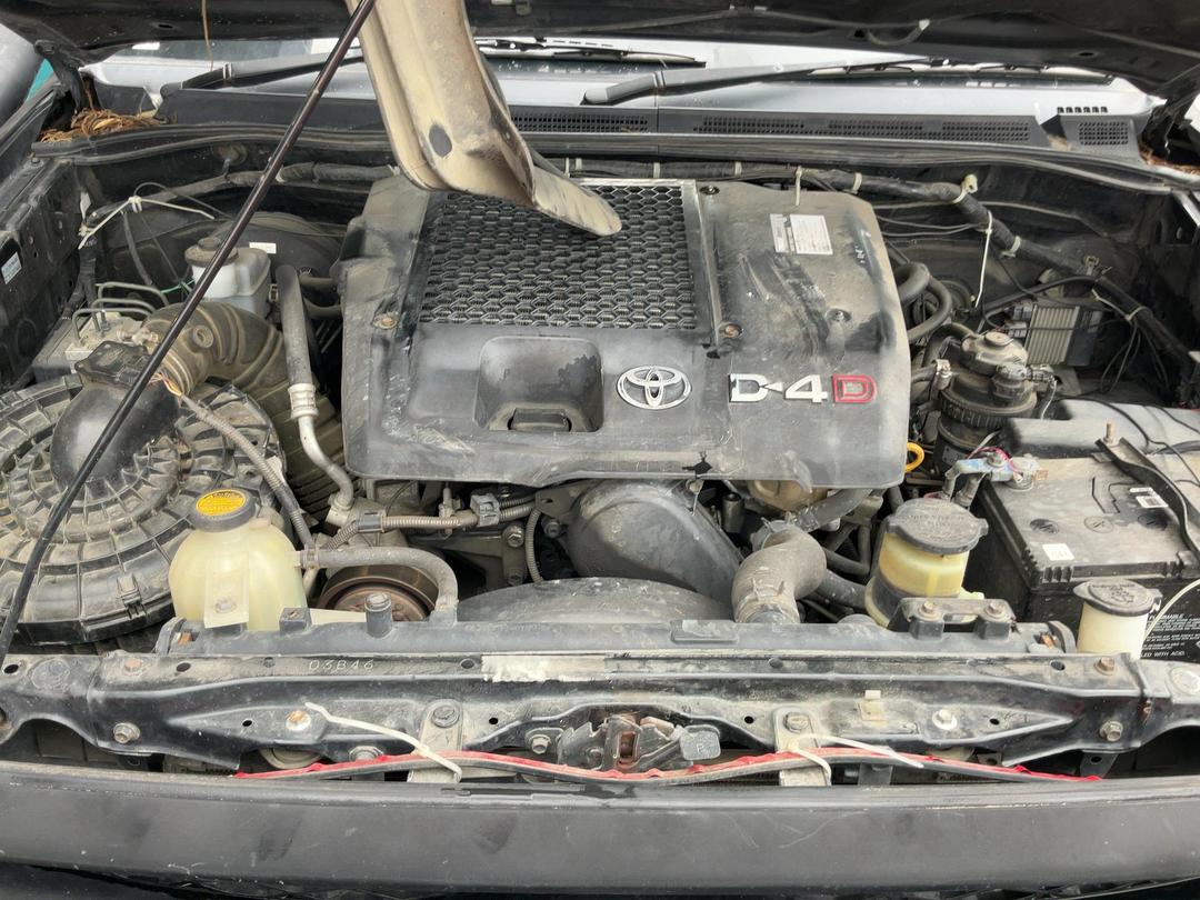 Photo '24' of Toyota Hilux TD SR5 DCU