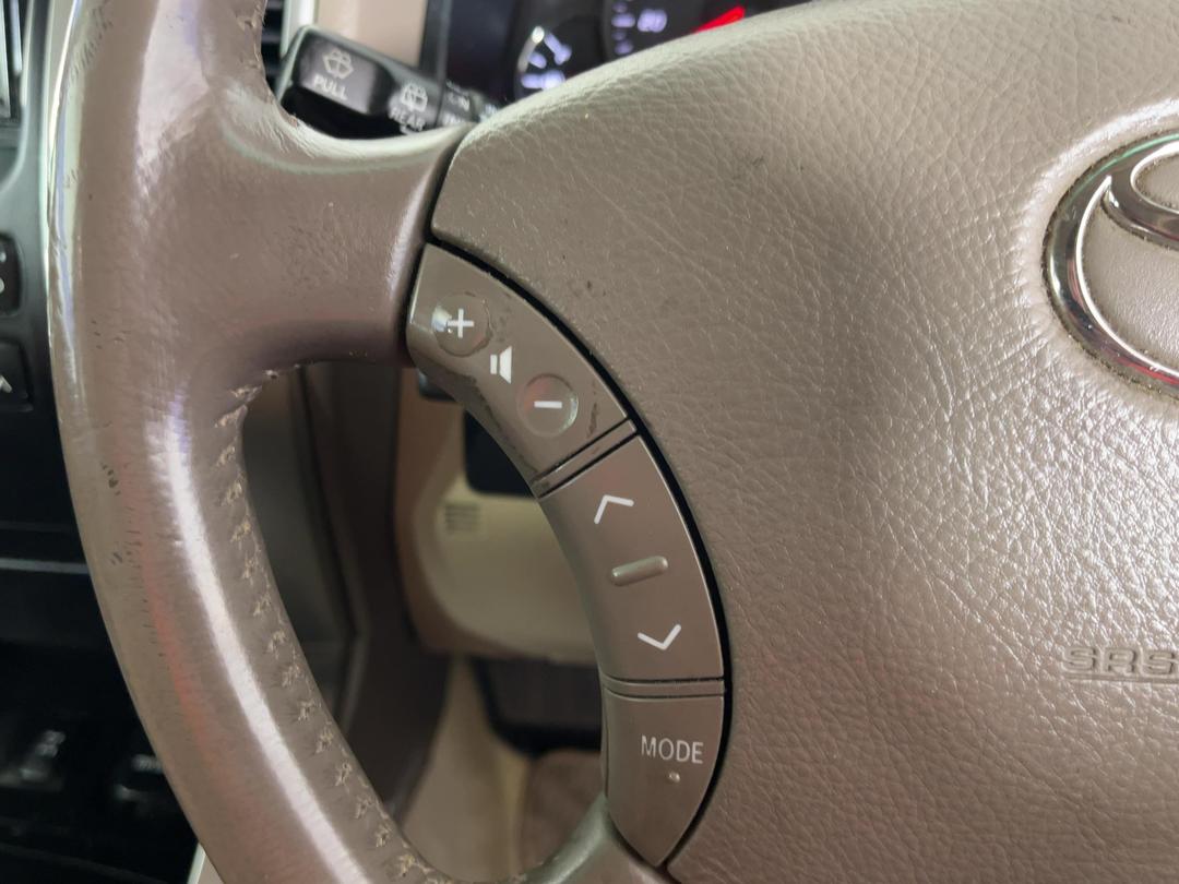 Photo '24' of Toyota Landcruiser Prado