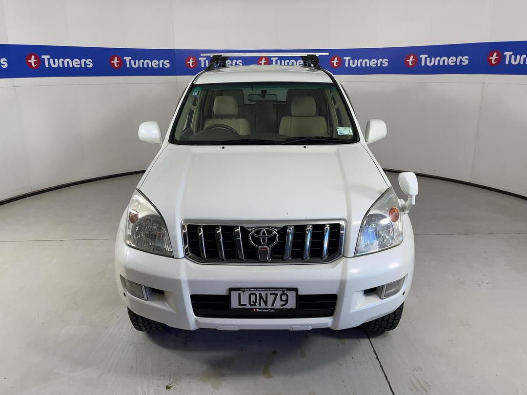 Photo '2' of Toyota Landcruiser Prado