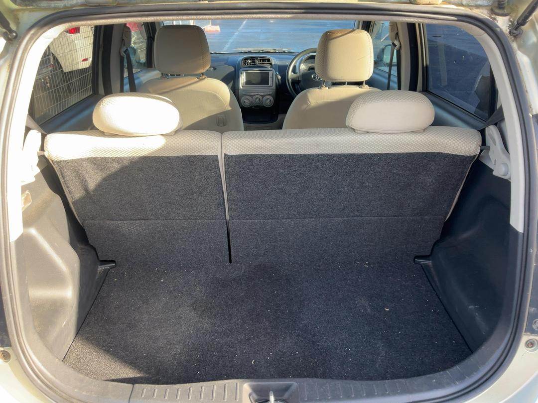 Photo '7' of Toyota Passo