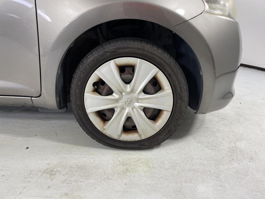 Photo '9' of Toyota Ractis