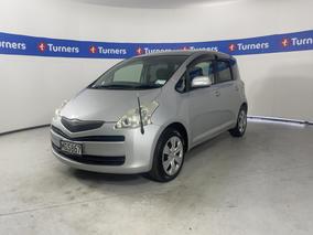 Photo '4' of Toyota Ractis