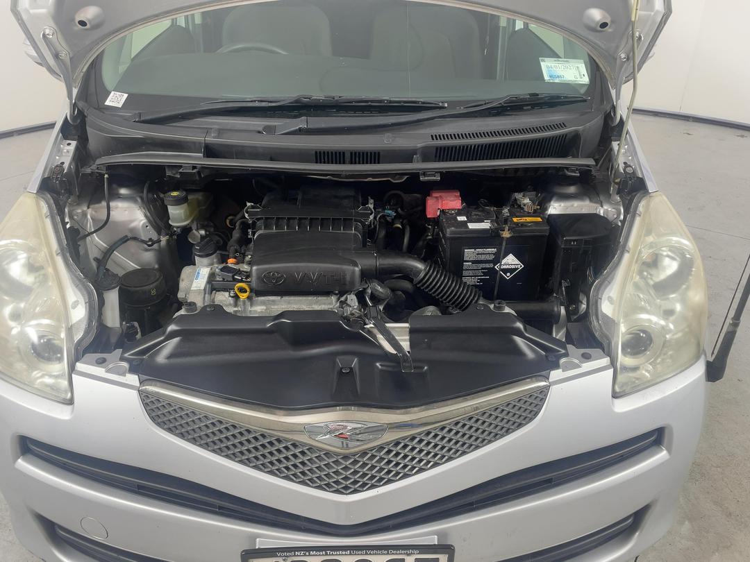 Photo '13' of Toyota Ractis