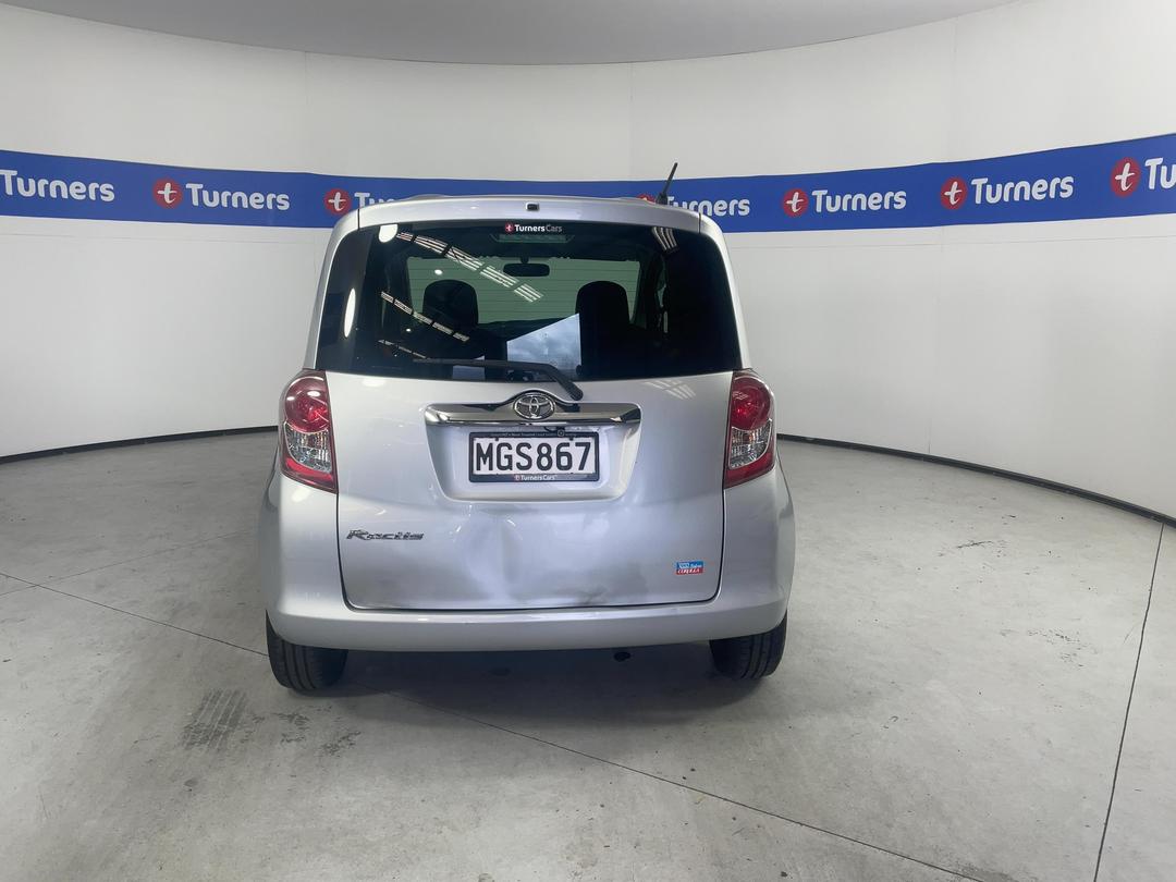 Photo '6' of Toyota Ractis