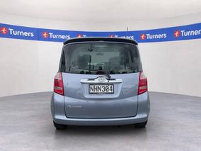 Photo '6' of Toyota Ractis