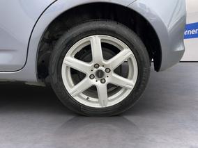 Photo '11' of Toyota Ractis
