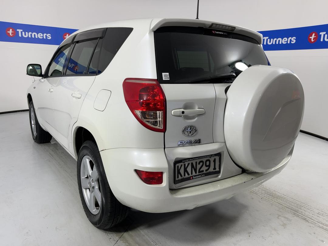 Photo '5' of Toyota Rav4