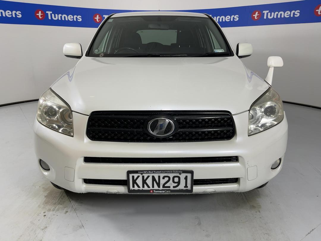 Photo '2' of Toyota Rav4