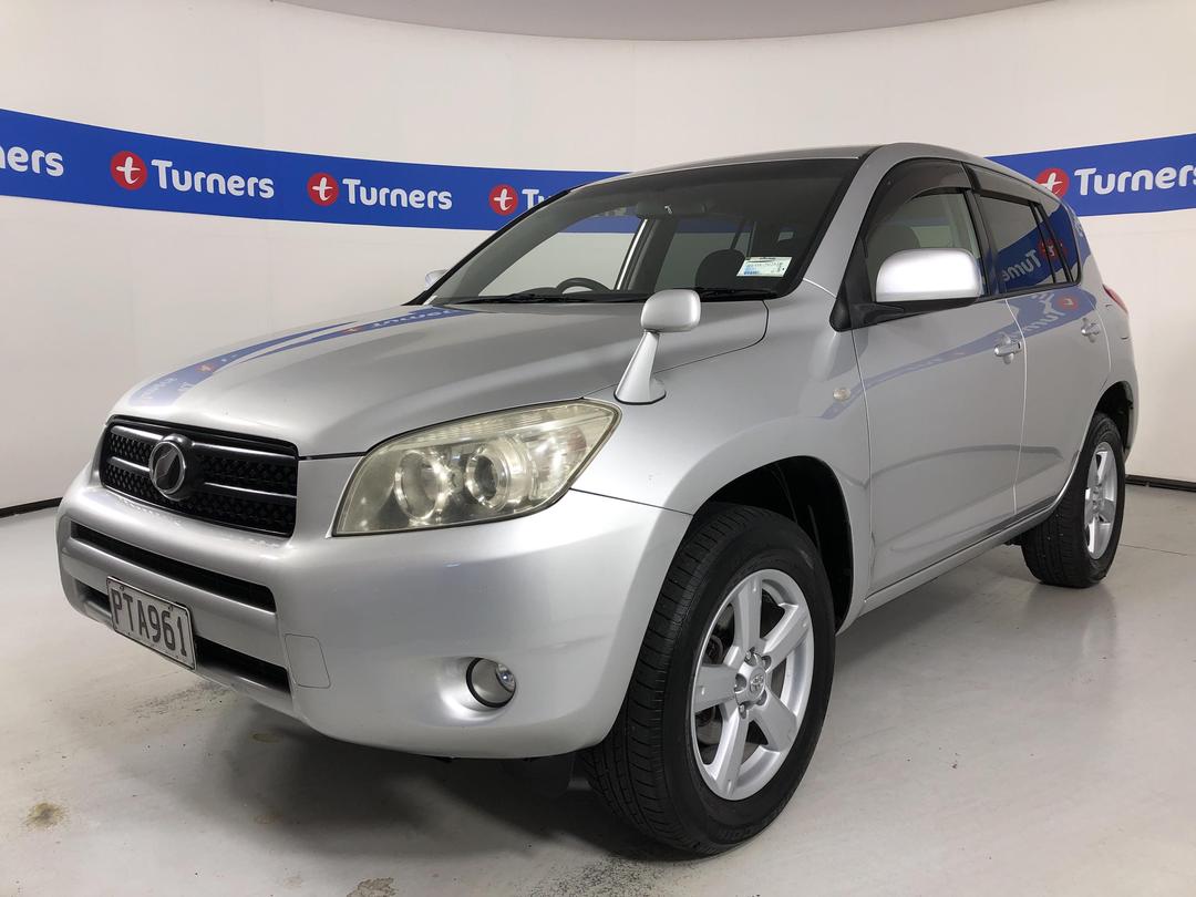 Photo '4' of Toyota Rav4