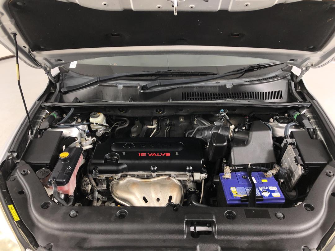 Photo '13' of Toyota Rav4