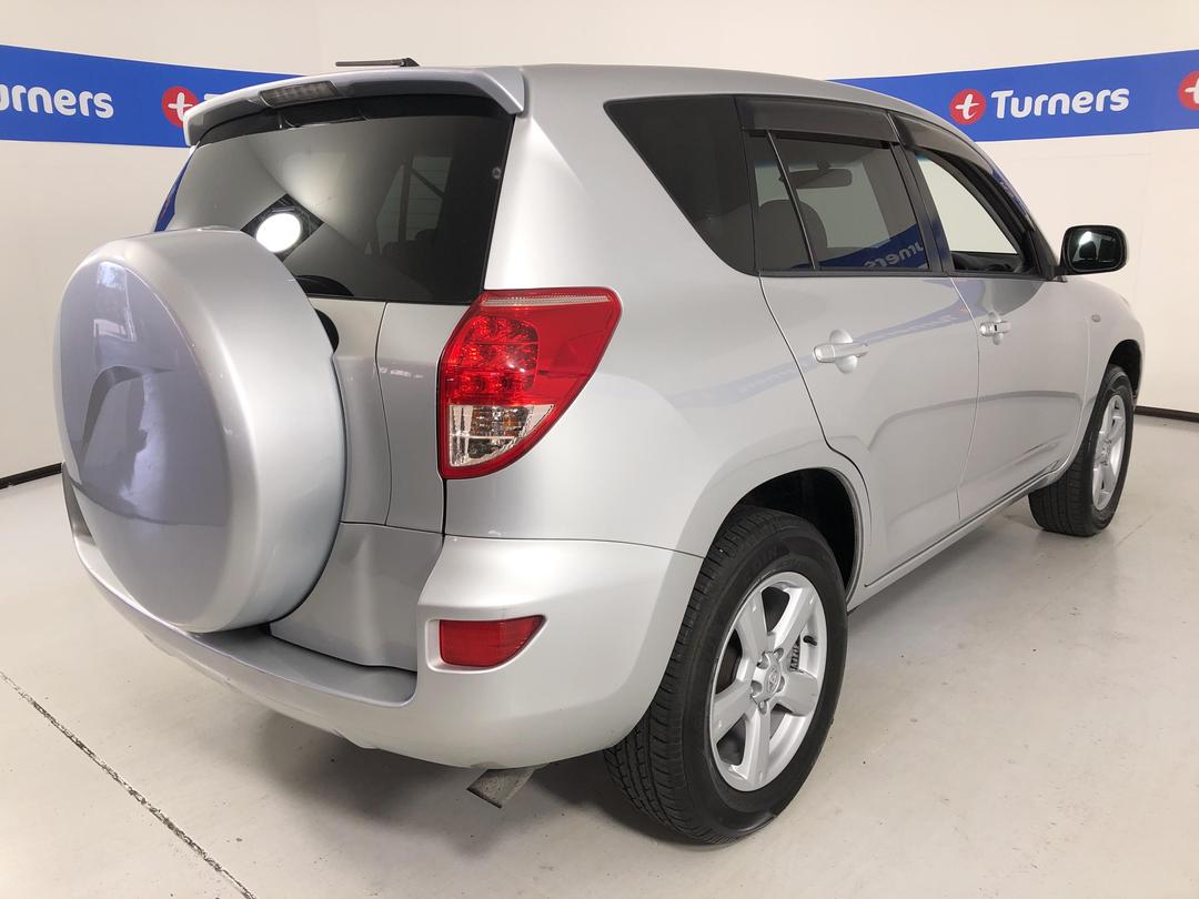 Photo '7' of Toyota Rav4