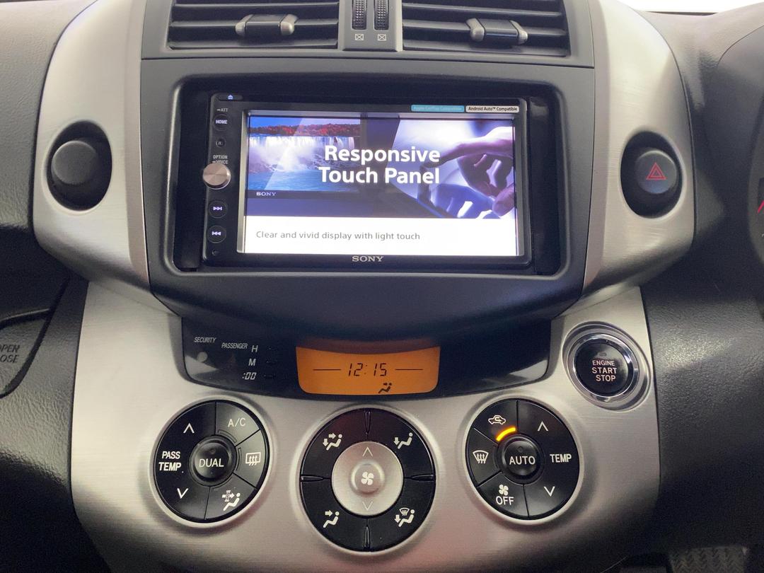 Photo '18' of Toyota Rav4
