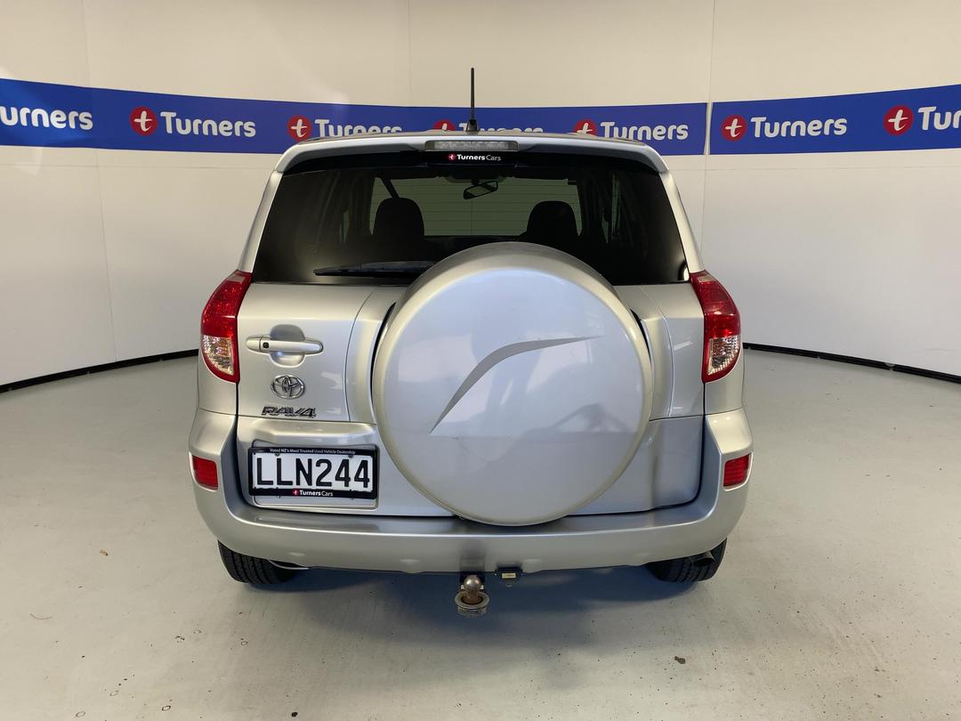 Photo '6' of Toyota Rav4