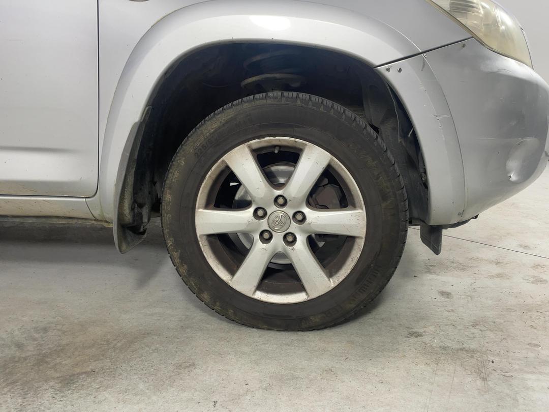 Photo '7' of Toyota Rav4 LTD Photo '7' of Toyota Rav4 LTD