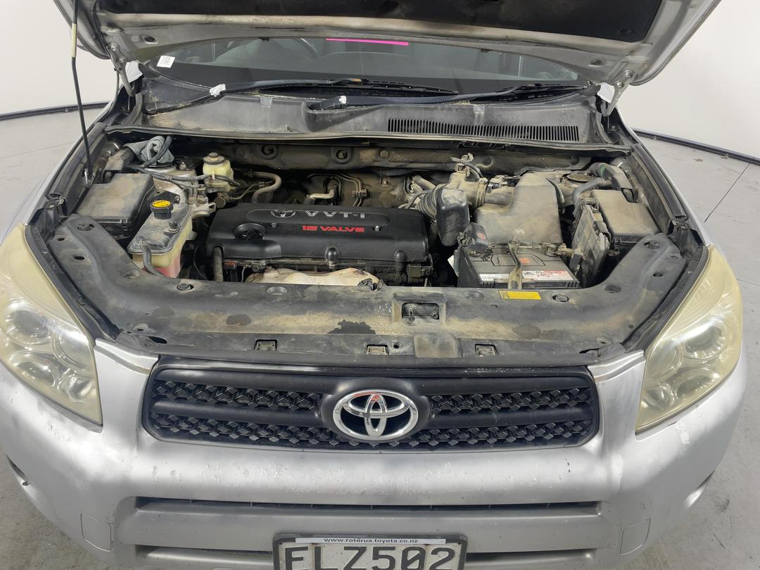 Photo '11' of Toyota Rav4 LTD Photo '11' of Toyota Rav4 LTD