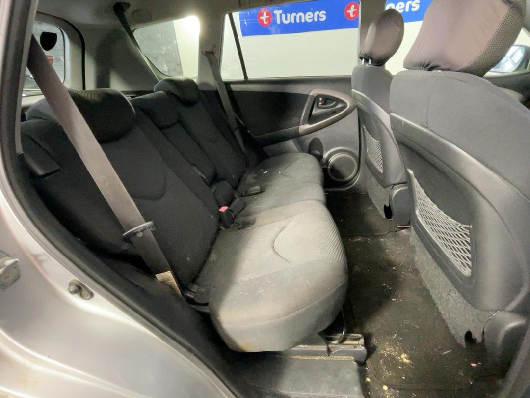 Photo '18' of Toyota Rav4 LTD Photo '18' of Toyota Rav4 LTD
