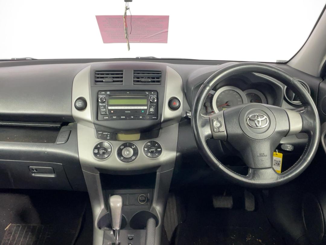 Photo '15' of Toyota Rav4 LTD Photo '15' of Toyota Rav4 LTD