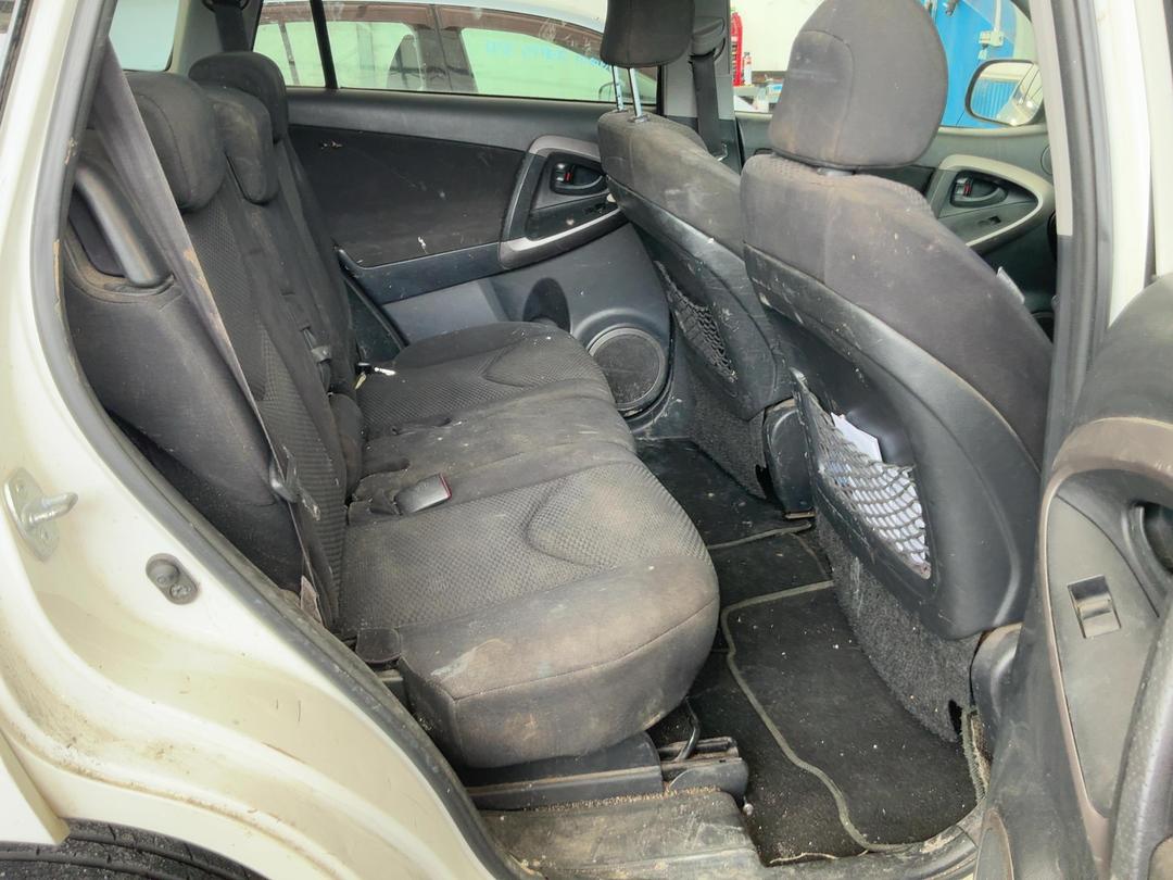 Photo '18' of Toyota Rav4 LTD Photo '18' of Toyota Rav4 LTD