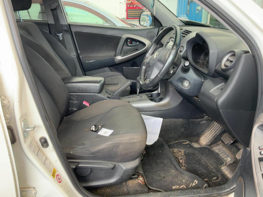 Photo '19' of Toyota Rav4 LTD Photo '19' of Toyota Rav4 LTD