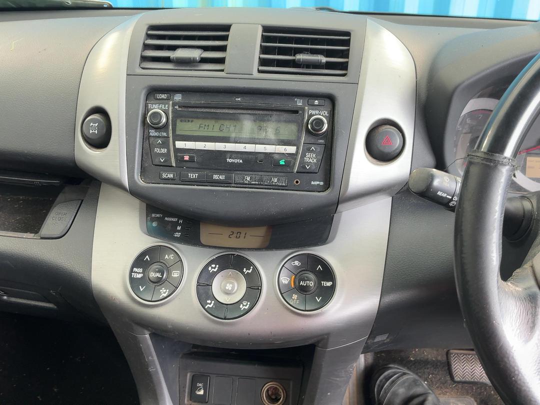 Photo '23' of Toyota Rav4 LTD Photo '23' of Toyota Rav4 LTD