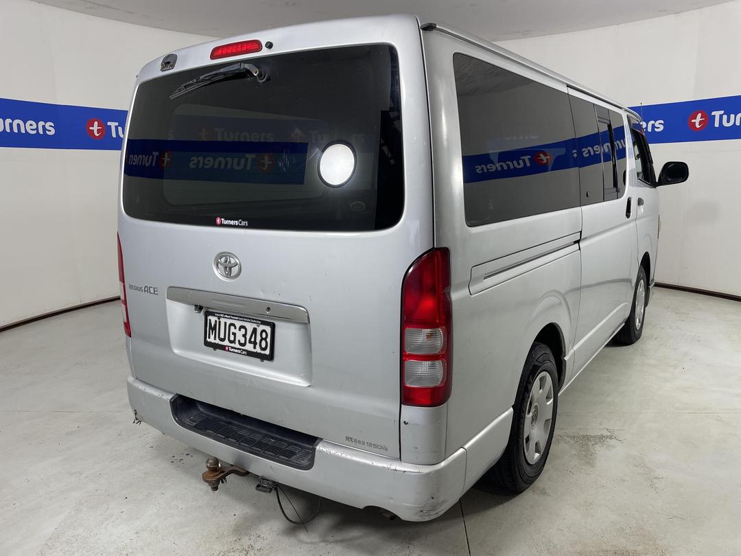 Photo '7' of Toyota Regius