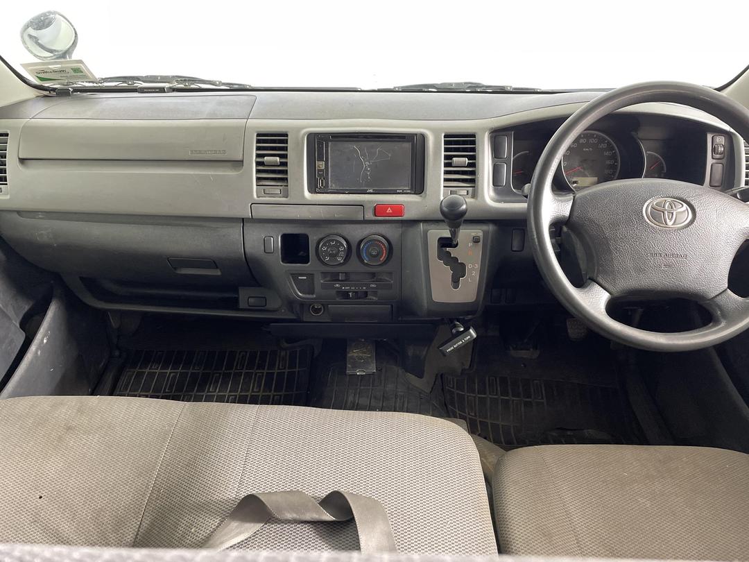 Photo '17' of Toyota Regius