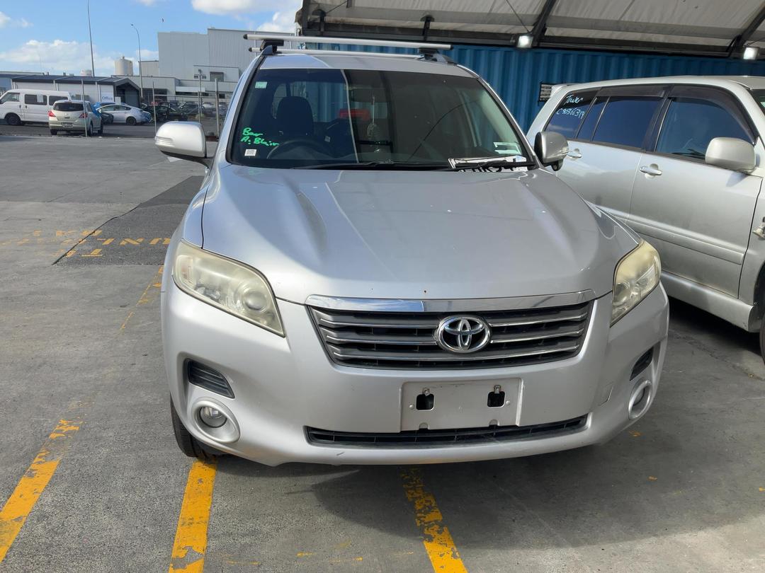 Photo '2' of Toyota Vanguard