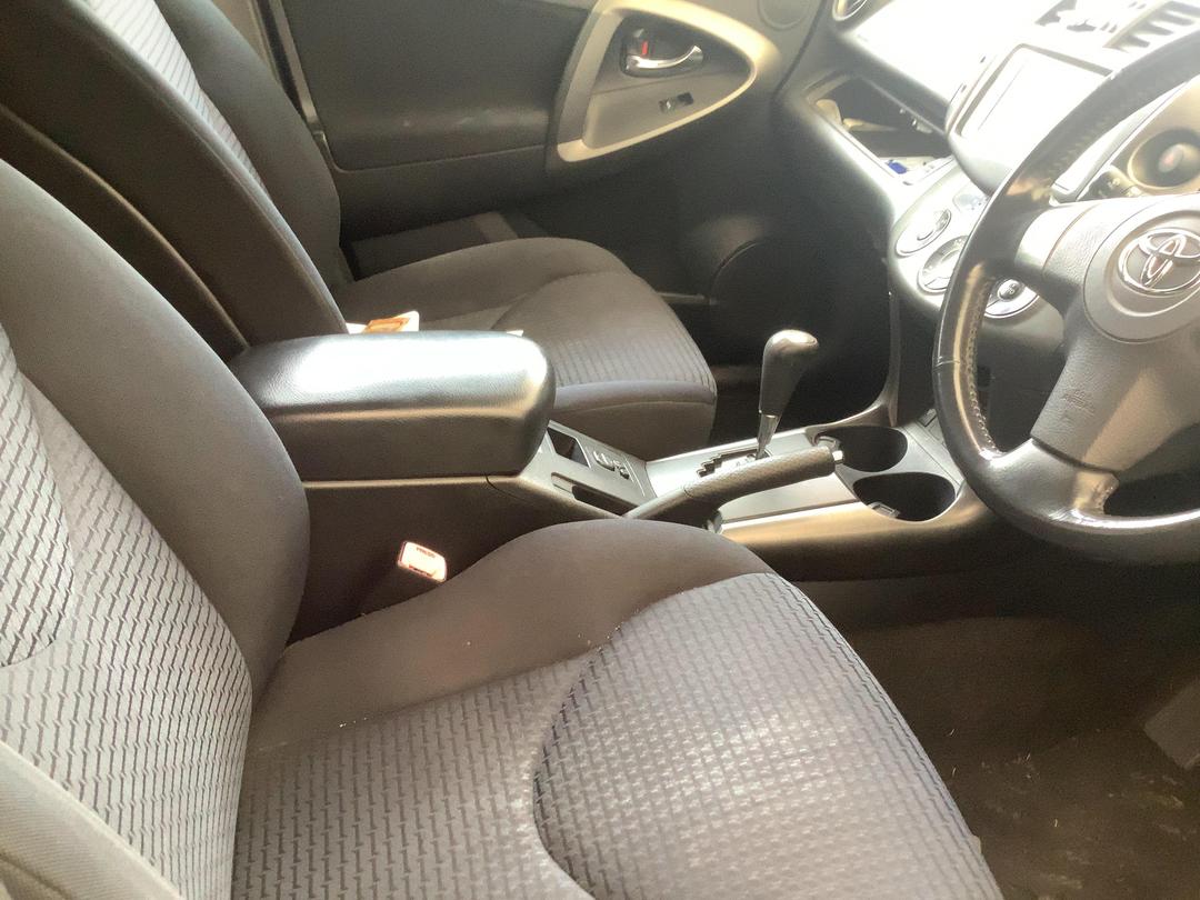 Photo '17' of Toyota Vanguard