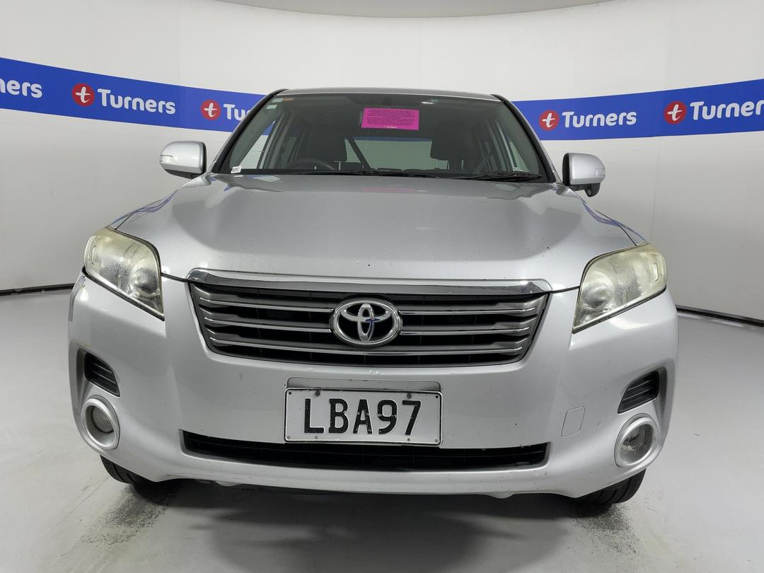 Photo '3' of Toyota Vanguard Photo '3' of Toyota Vanguard