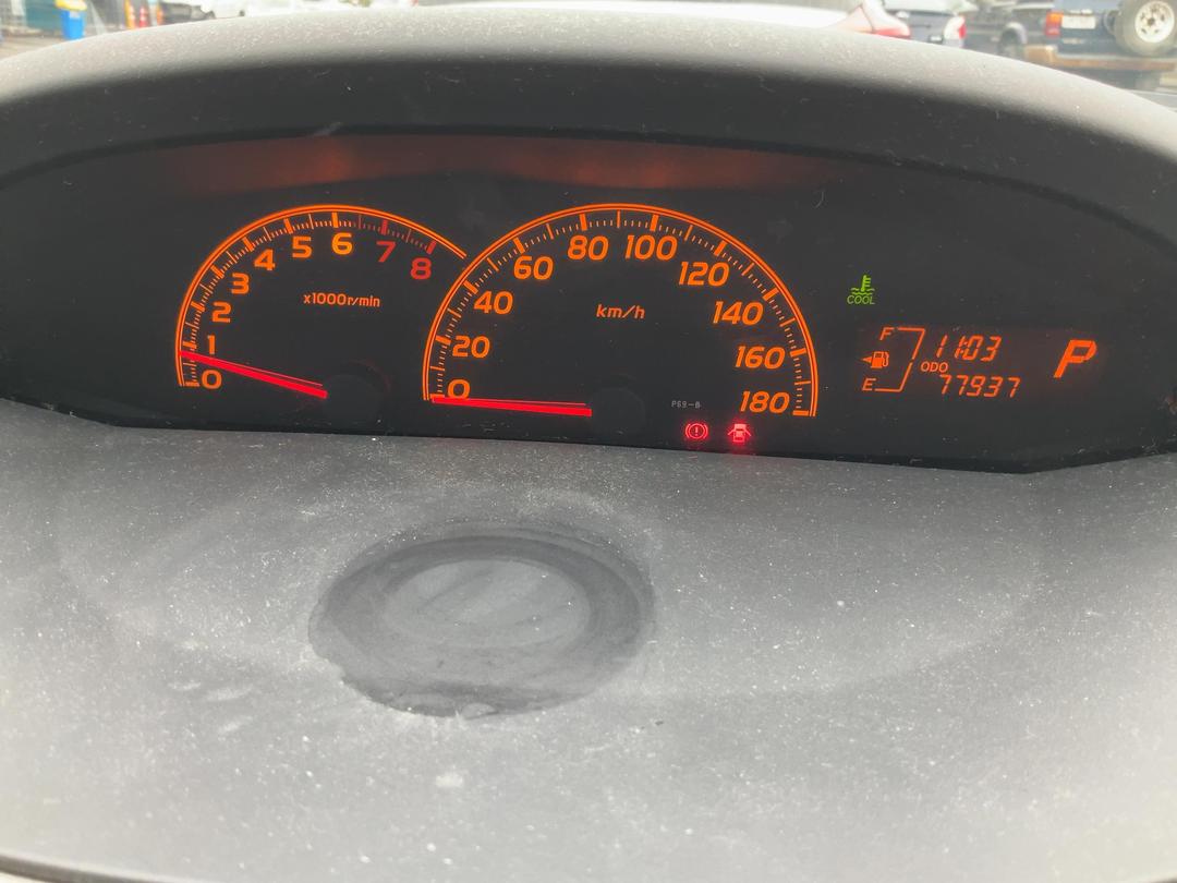 Photo '11' of Toyota Vitz