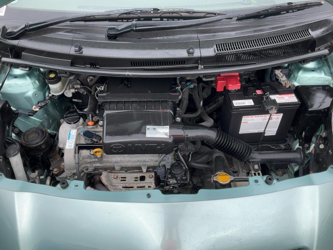 Photo '13' of Toyota Vitz