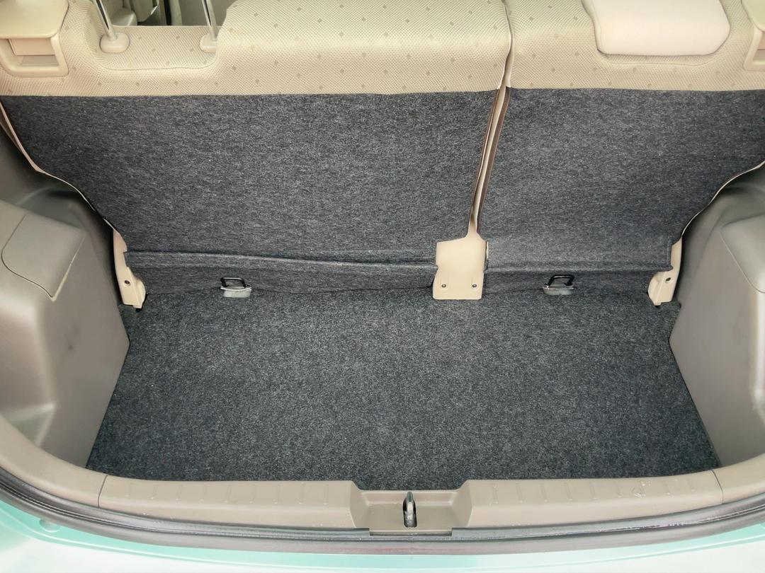 Photo '14' of Toyota Vitz