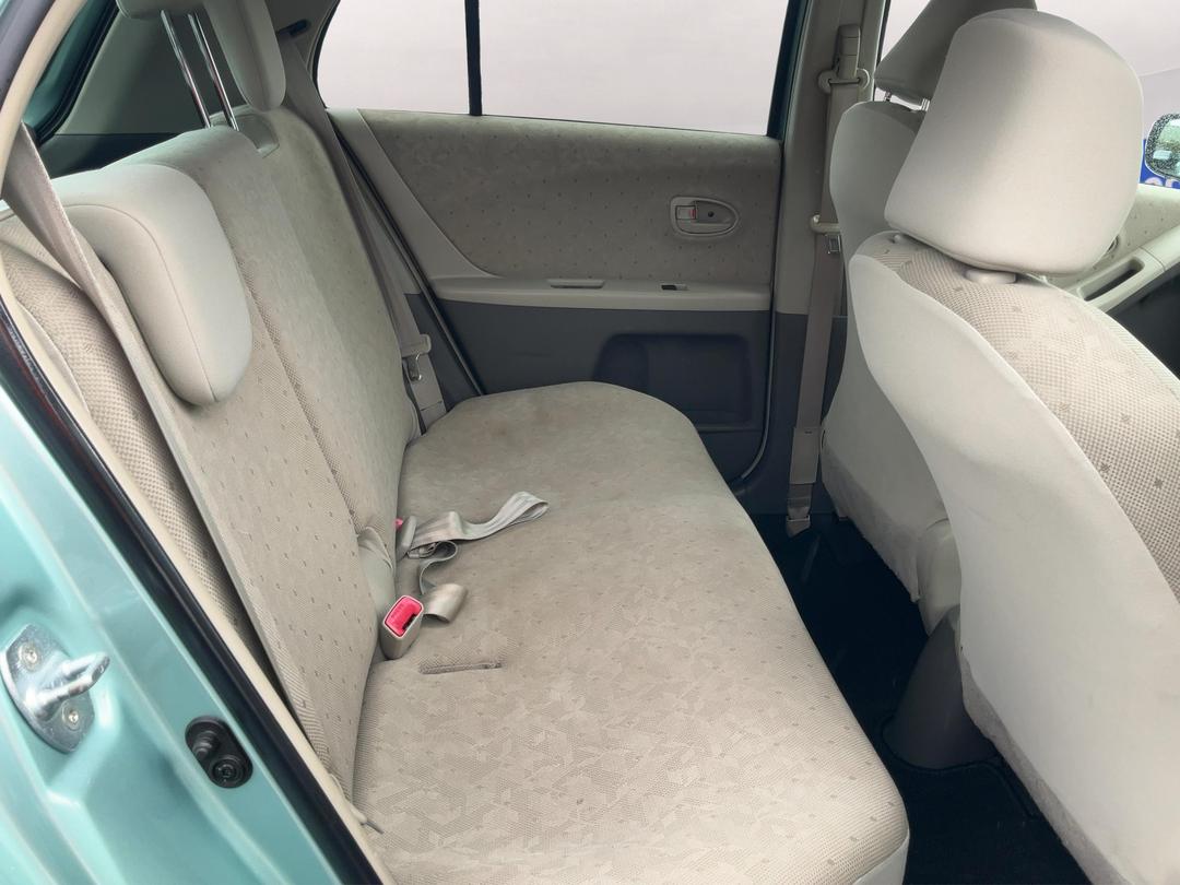 Photo '20' of Toyota Vitz