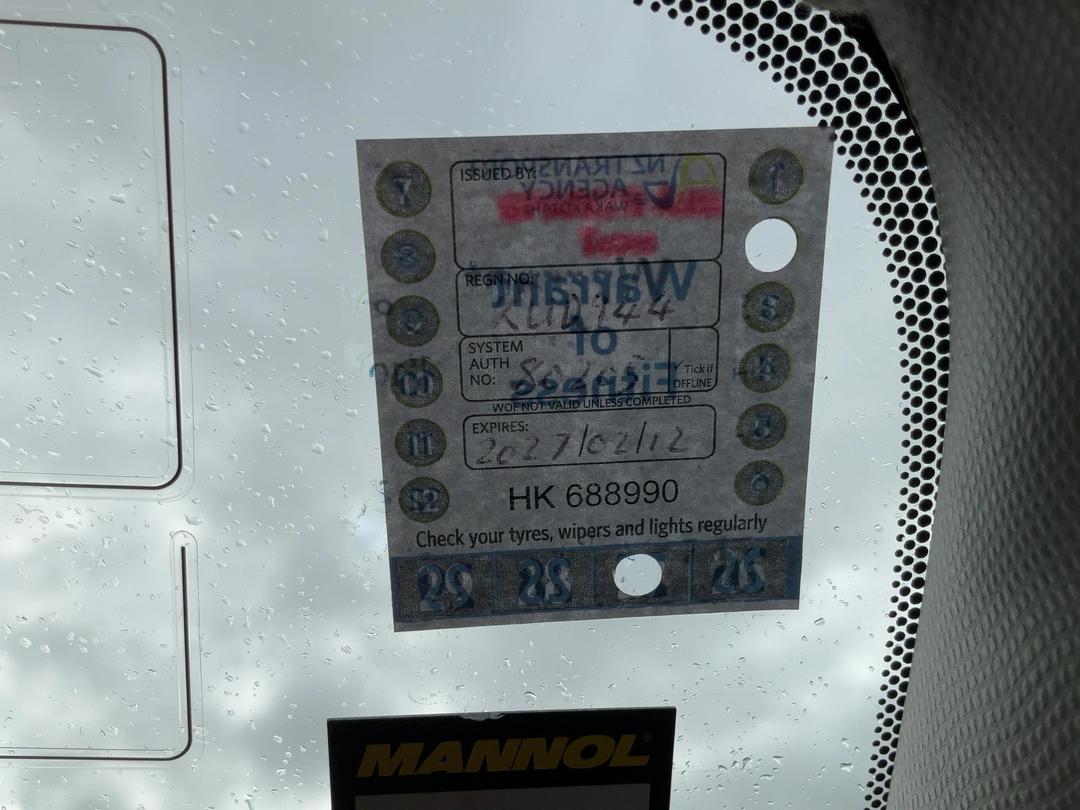 Photo '23' of Toyota Vitz