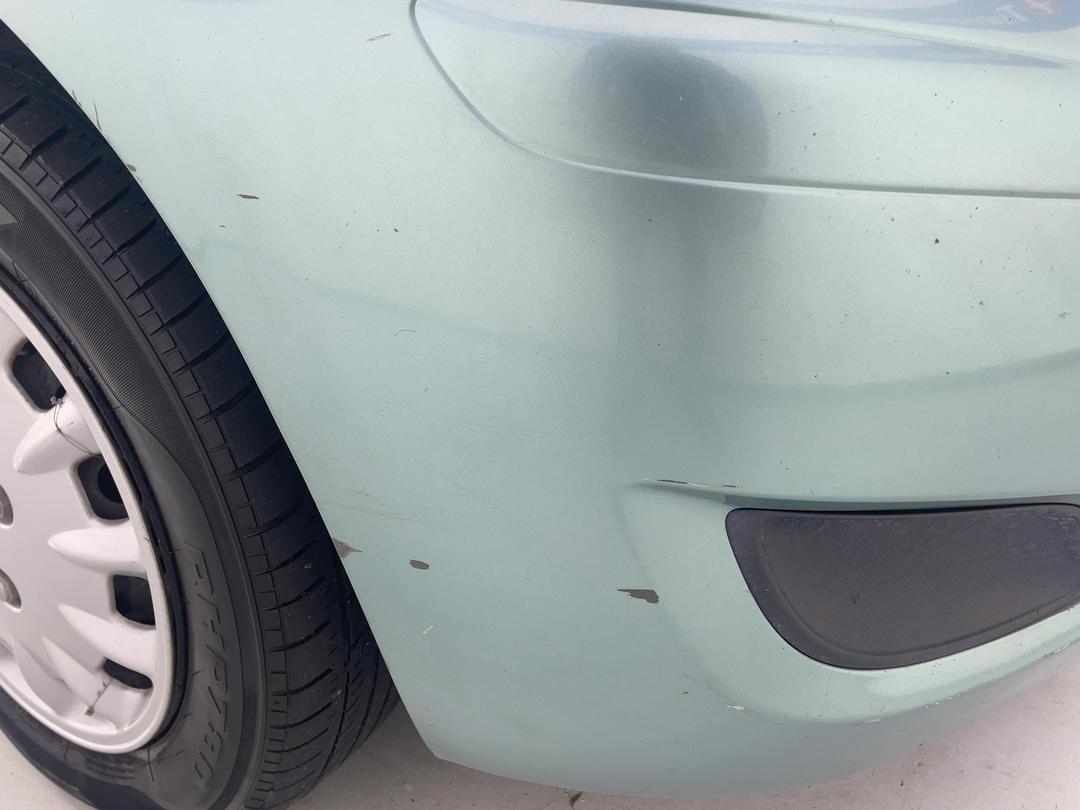 Photo '27' of Toyota Vitz
