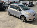 Thumbnail '1' of Toyota Vitz