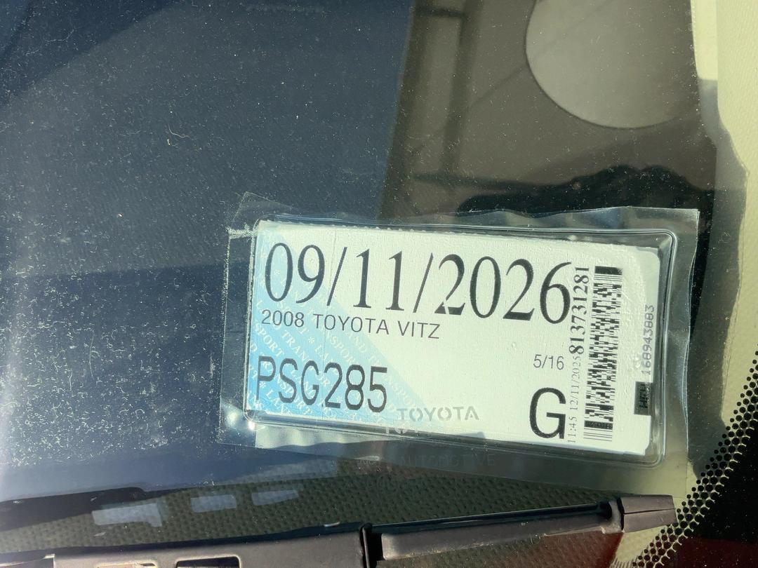 Photo '19' of Toyota Vitz Photo '19' of Toyota Vitz