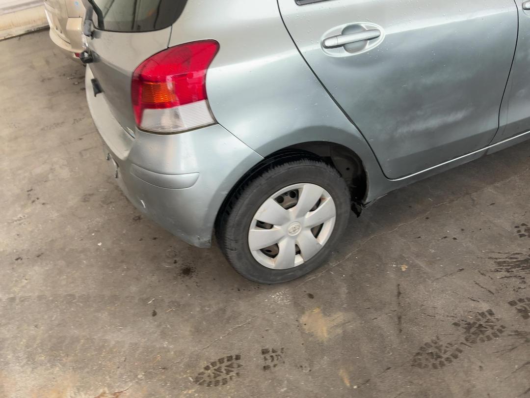 Photo '14' of Toyota Vitz Photo '14' of Toyota Vitz
